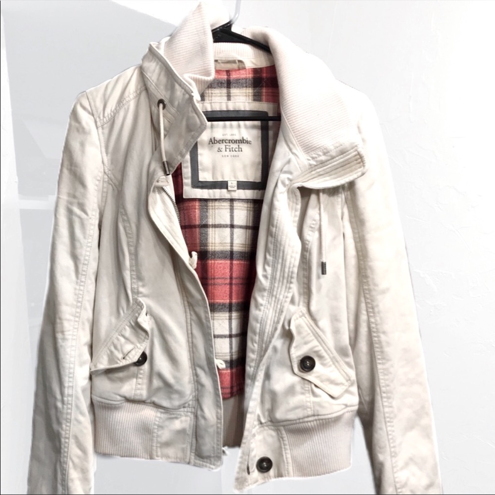 Ambercrombie + Fitch White Bomber Jacket